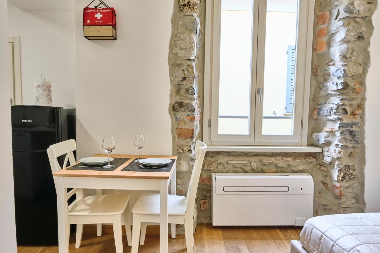 Centro-Lecco Romantico Appartamento Sul Lago Exterior foto